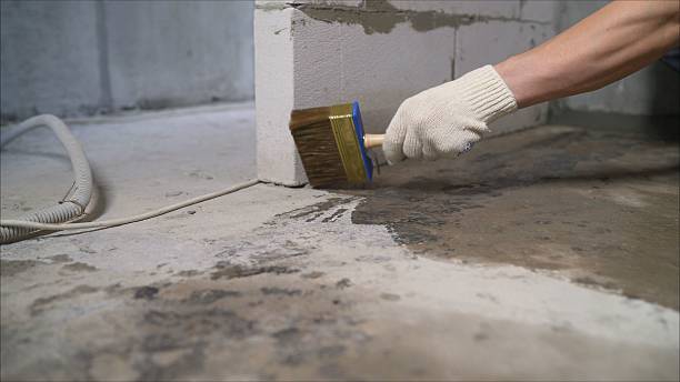 Crawl space vapor barrier installation in Commercial Point, OH
